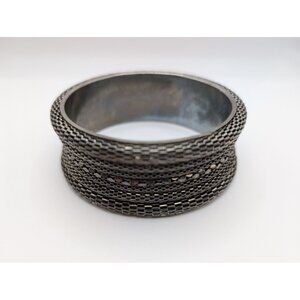 Black Metal chunky bracelet chain link texture slid on 3 inch dia vintage